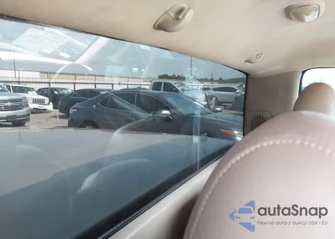 2005 Chevrolet Silverado 1500 z USA, uszkodzony, nr VIN 1GCEC14V05Z254691